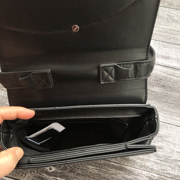 Diesel Black Logo Plaque Shoulder Bag - Picture 4 of 9